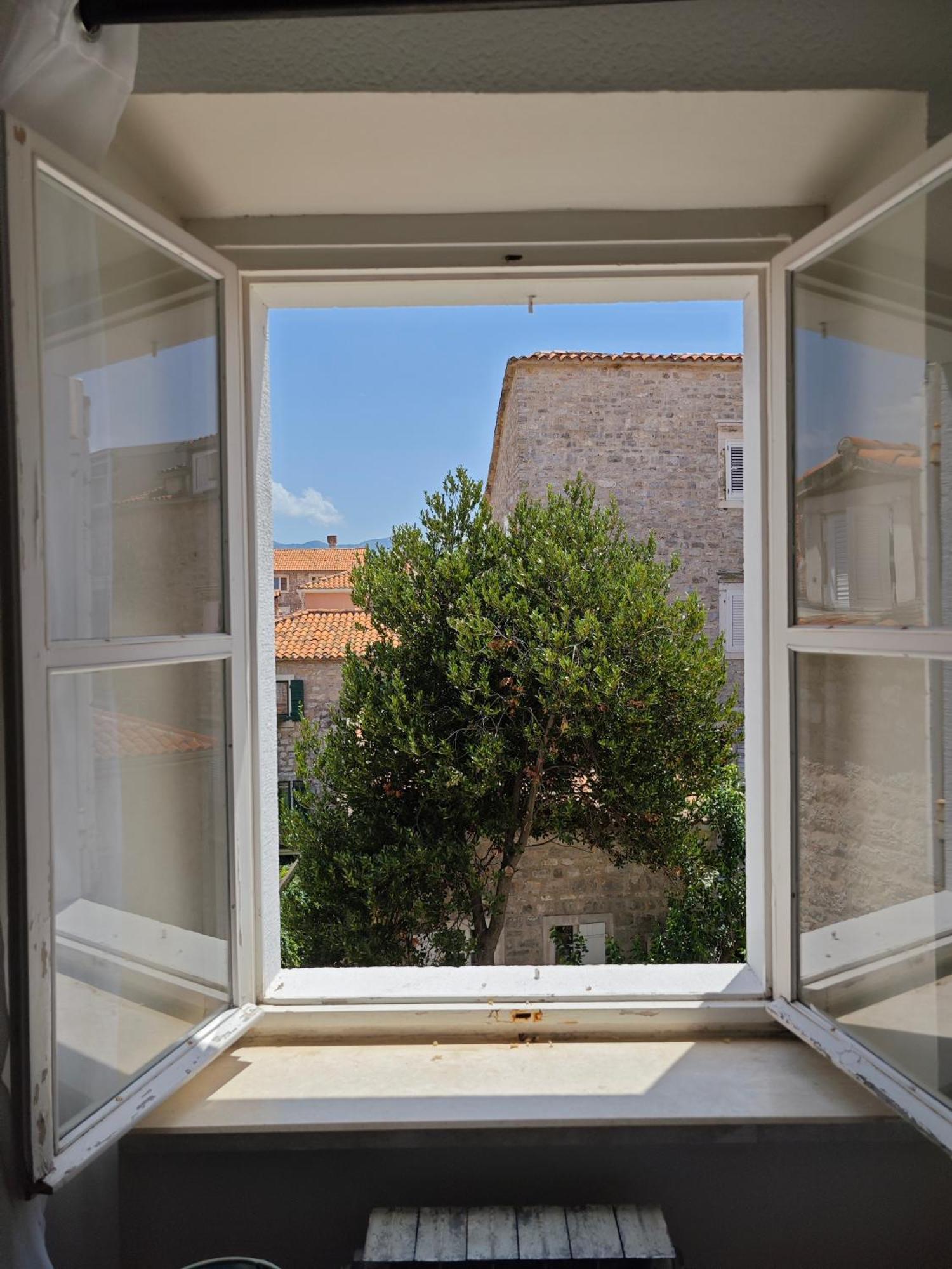 Beatrix Suites Budva Exteriör bild