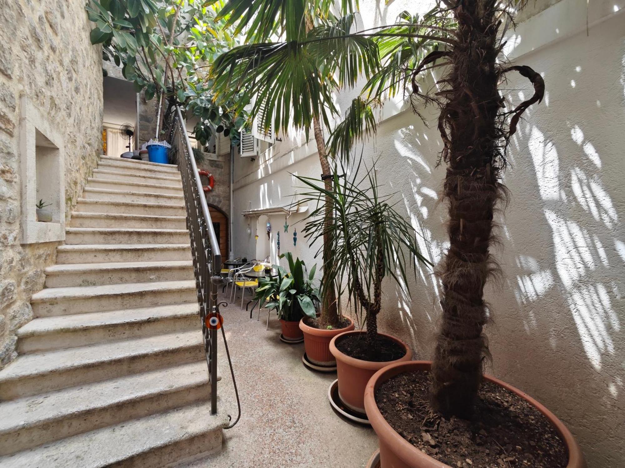 Beatrix Suites Budva Exteriör bild